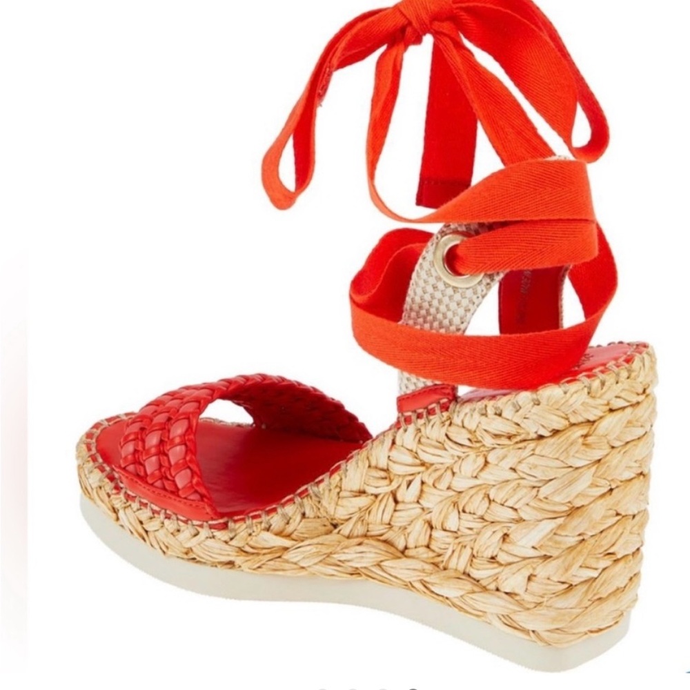 VINCE CAMUTO
Brisshel Ankle Wrap Espadrille Platform Wedge Sandal